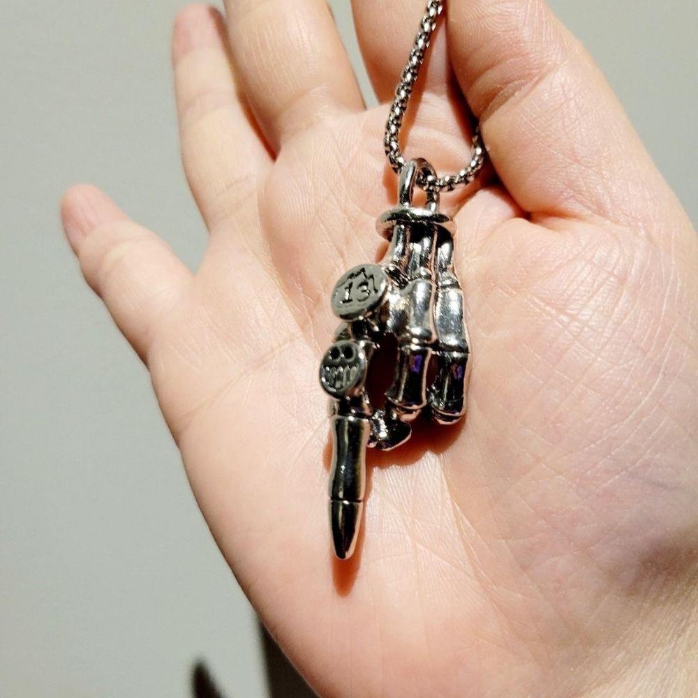 Brand New Silver Funny Finger Necklace - Picture 7 of 9